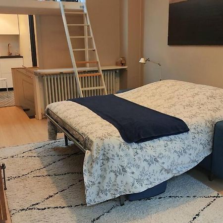 Joli Studio Dans Maison De Maitre Collonges-au-Mont-dʼOr Εξωτερικό φωτογραφία